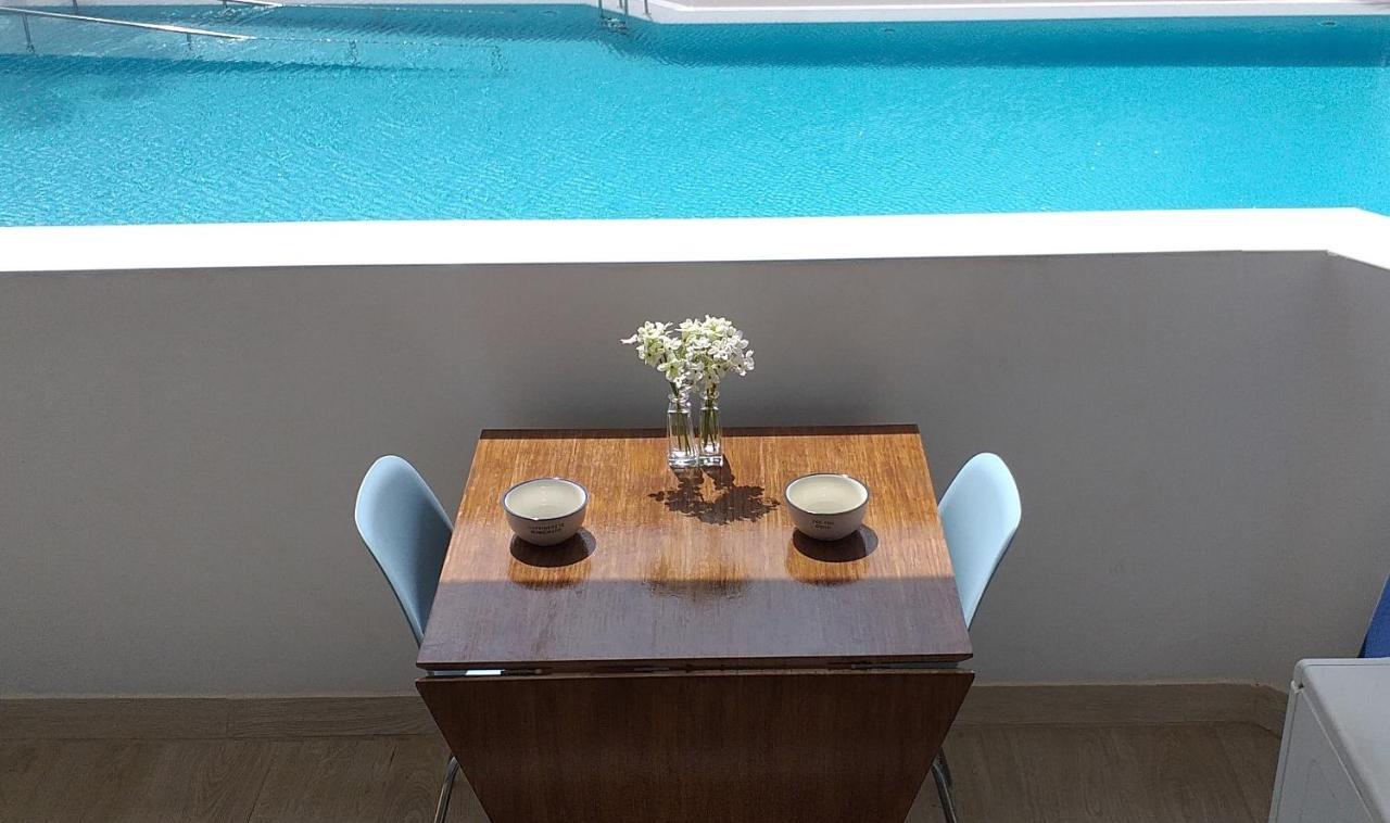 Spotless South Facing Apartment With Pool View And Wifi Heart Of Las Americas Πλάγια ντε λας Αμέρικας Εξωτερικό φωτογραφία